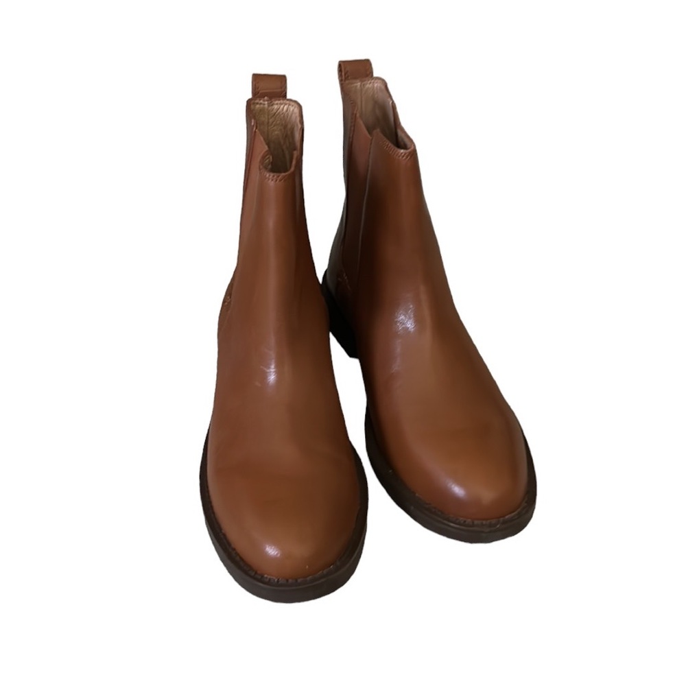 Madewell The Clearly Chelsea Boot in Leather - Picture 4 of 7
